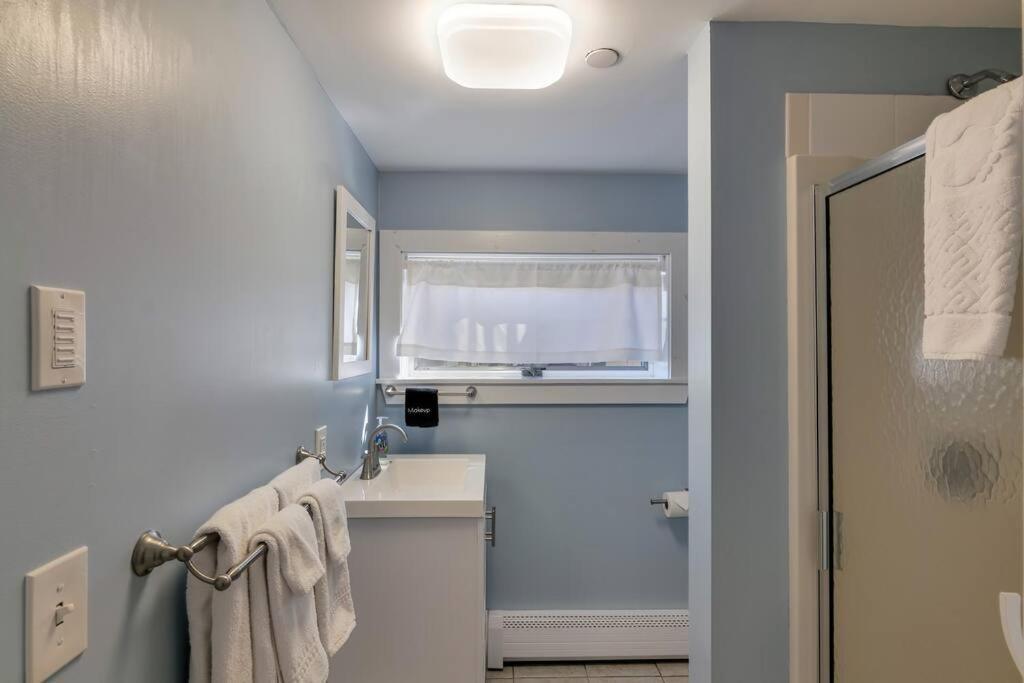 2Br Apt W/ 3 Min Walk To Downtown Swh - Low Tide Southwest Harbor Εξωτερικό φωτογραφία